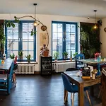 Casa Burina A Quiet Boho House Lipótszentmiklós