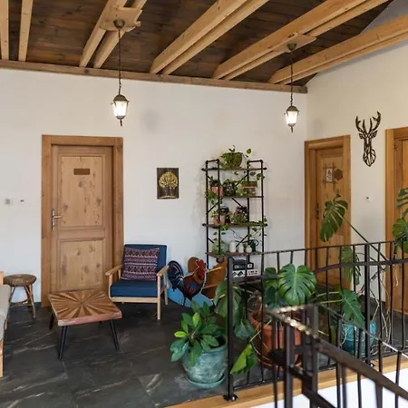 Casa Burina A Quiet Boho House Hotel *