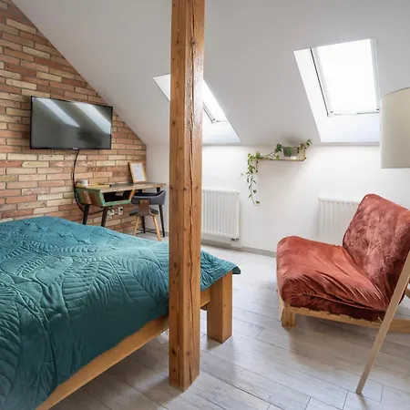 BURINA plant-based residence