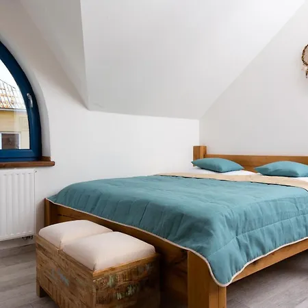 Burina Hotel *